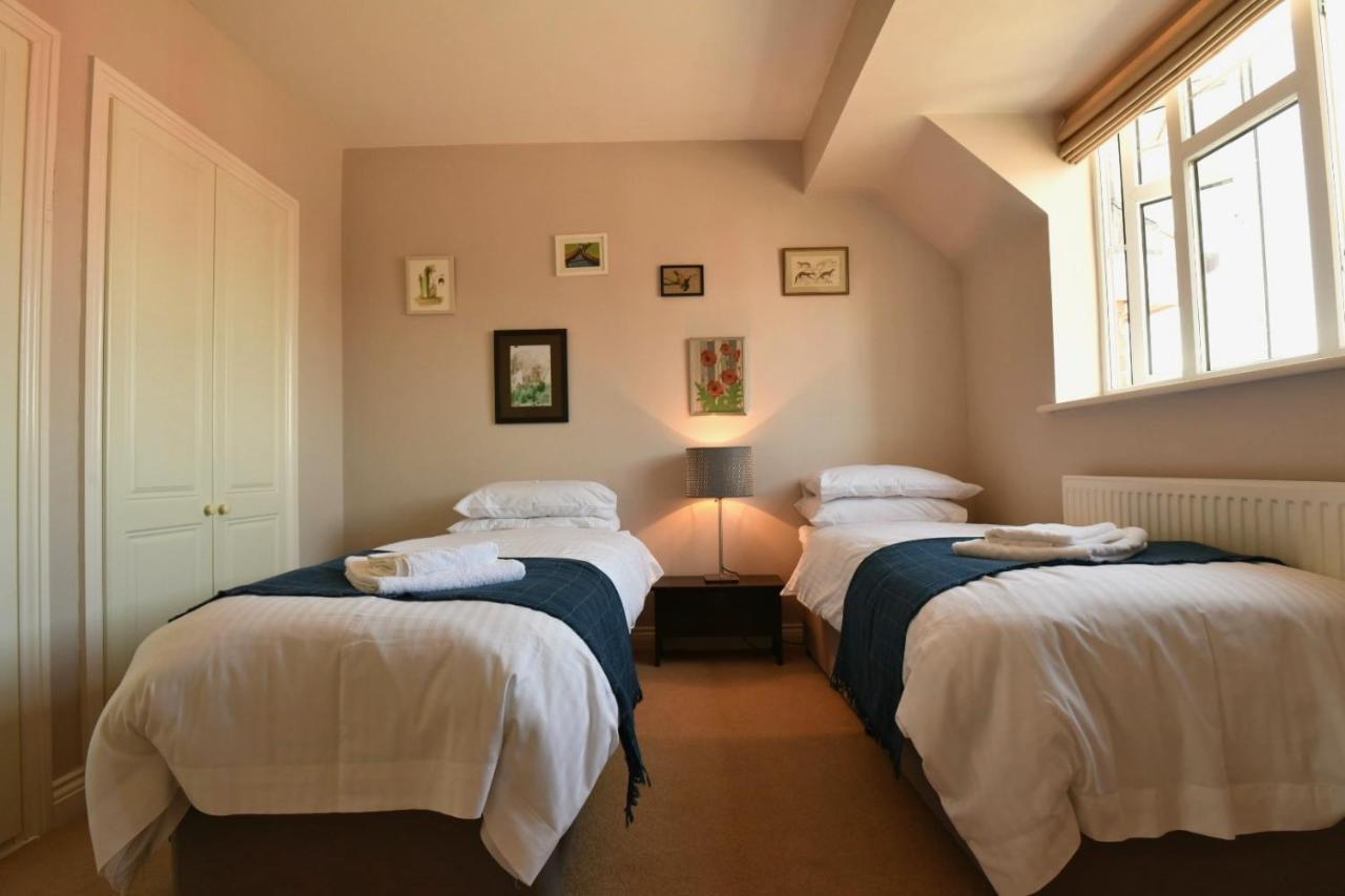 47 Wetherby Way, 3 Bedrooms, Sleeps 6, Easy Walk To Town, Parking, Self Catering, Great View 스트렛포드-어폰-에이본 외부 사진